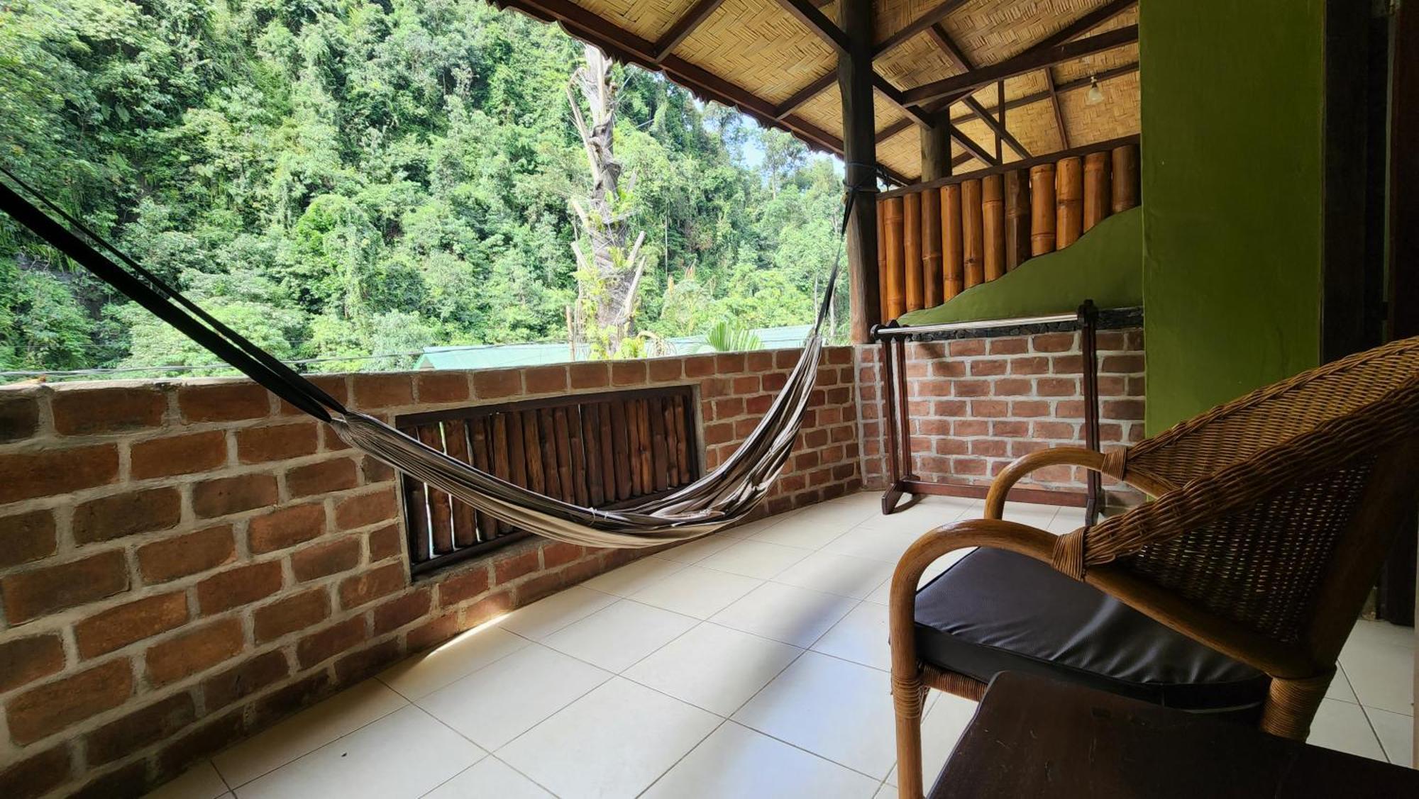 Sam'S Bungalows And Treks Bukit Lawang Kültér fotó