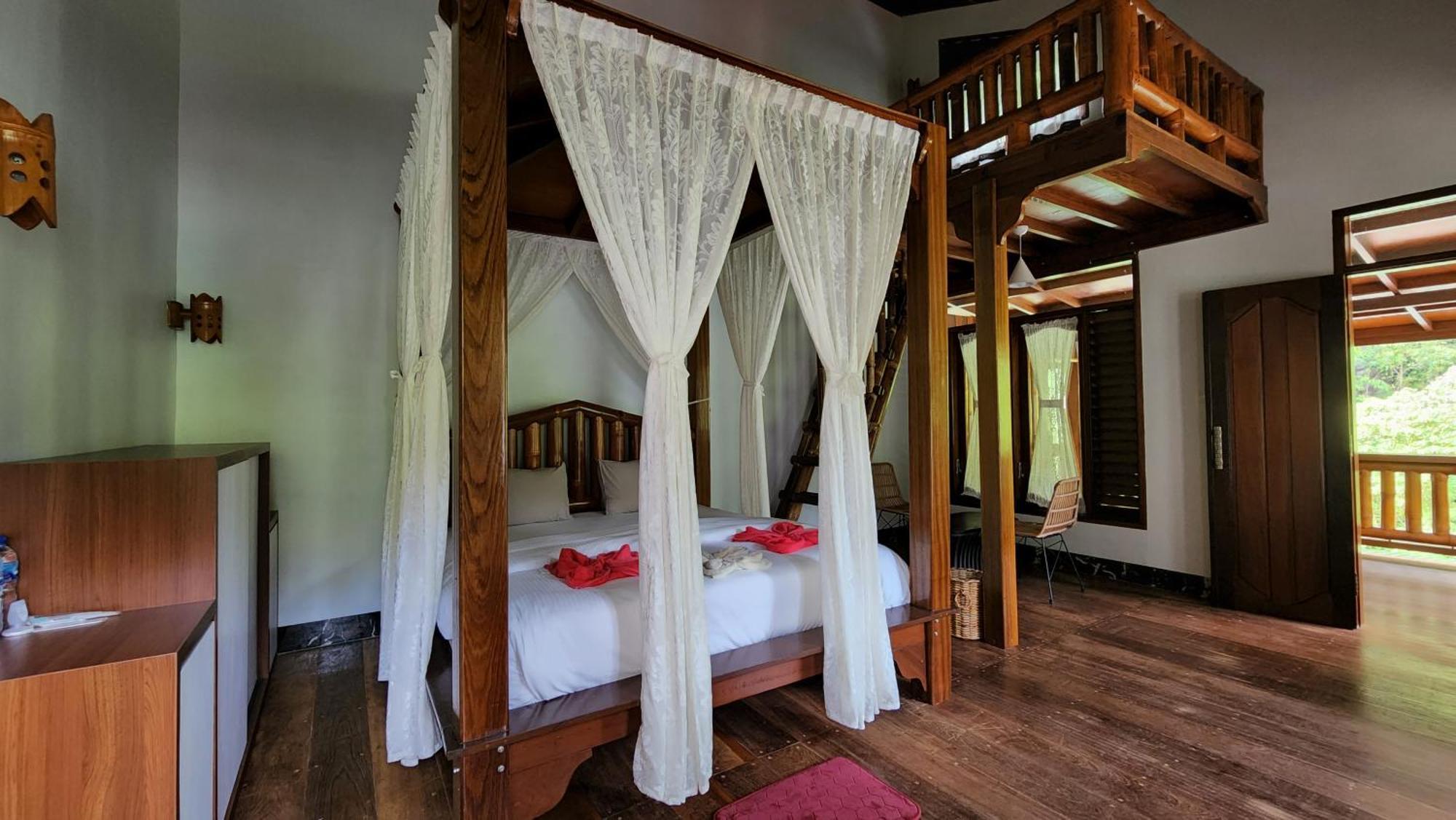 Sam'S Bungalows And Treks Bukit Lawang Kültér fotó