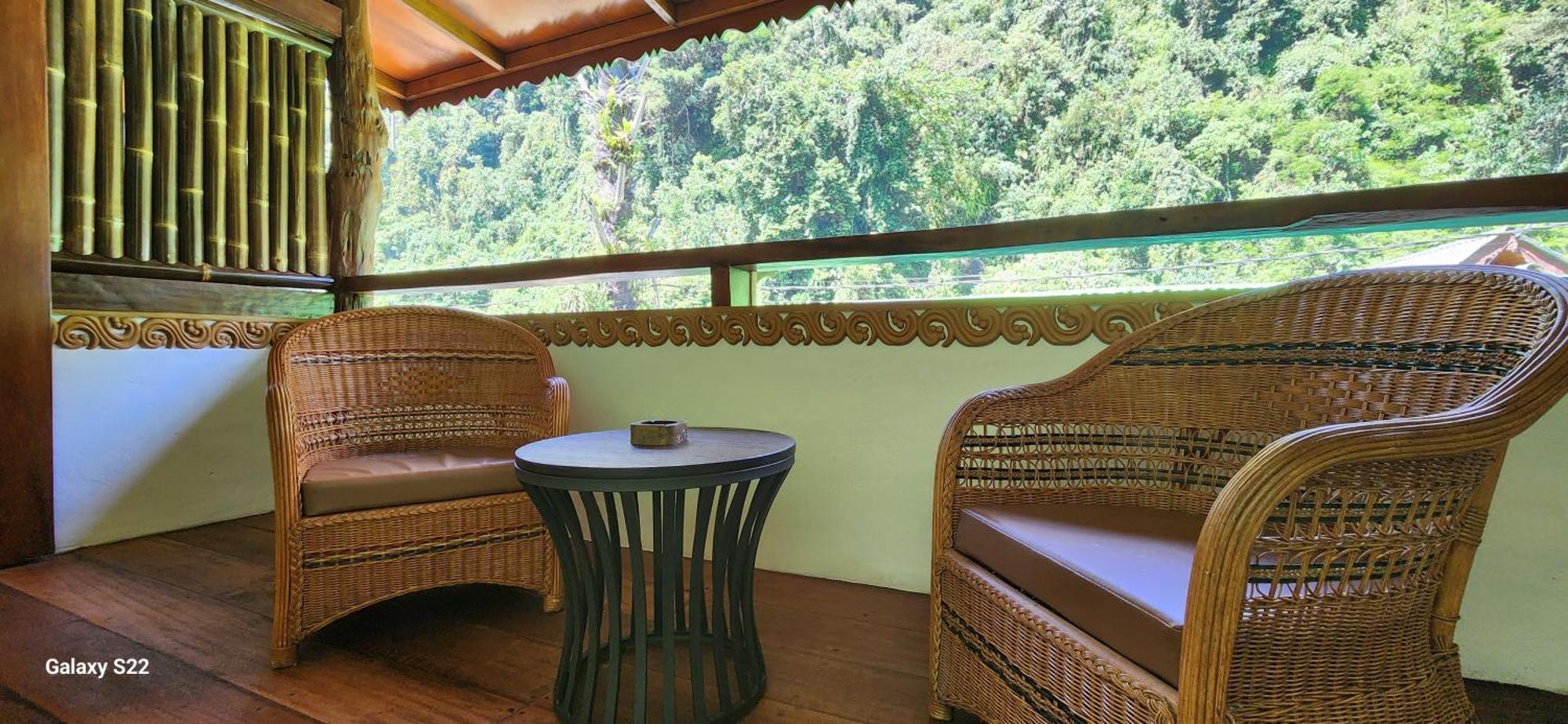 Sam'S Bungalows And Treks Bukit Lawang Kültér fotó