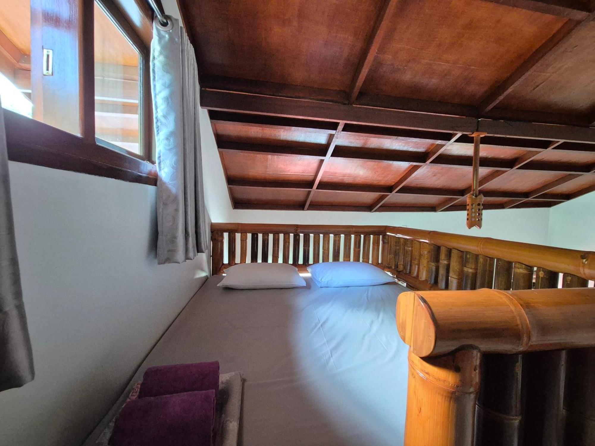 Sam'S Bungalows And Treks Bukit Lawang Kültér fotó