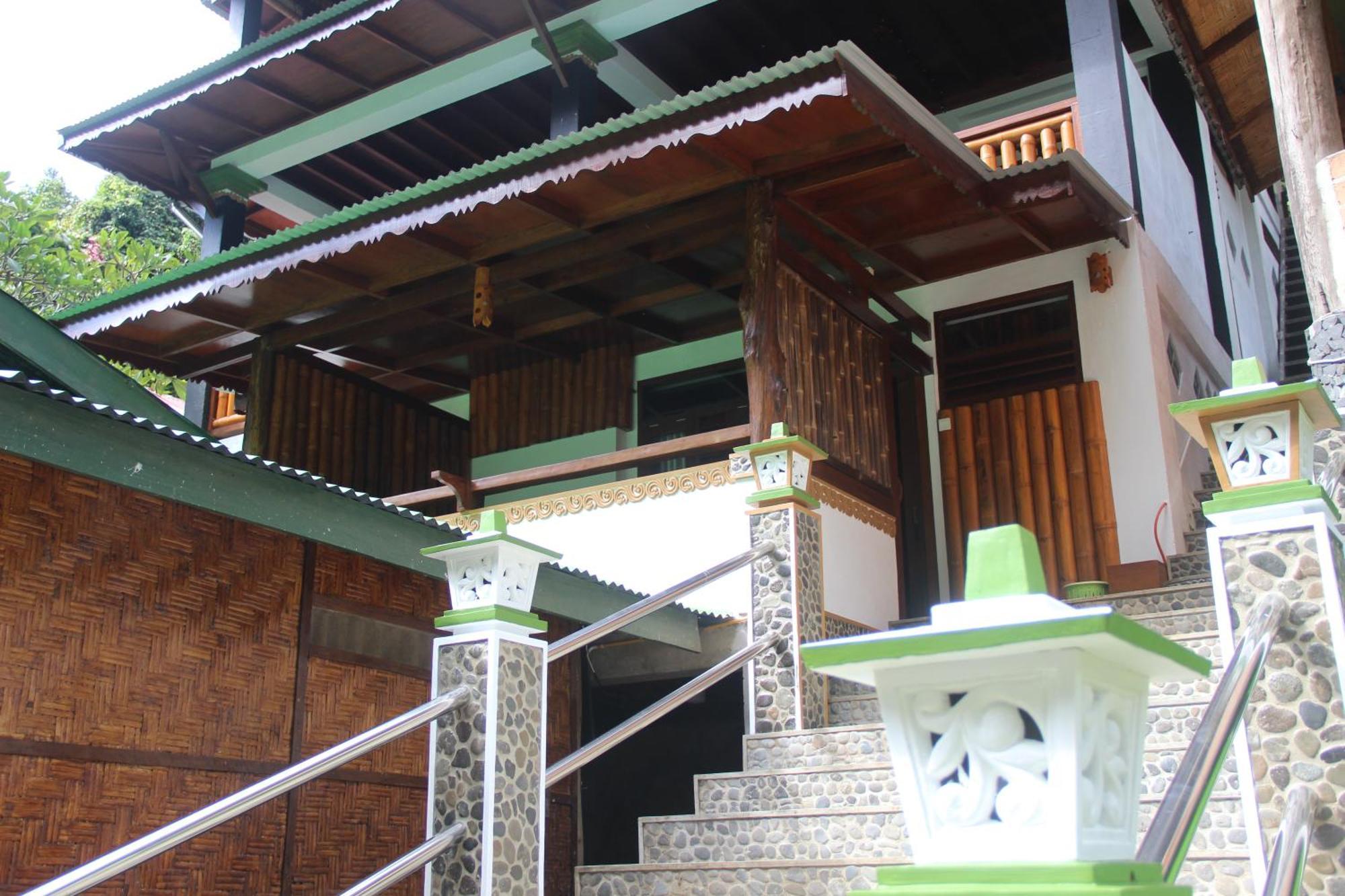 Sam'S Bungalows And Treks Bukit Lawang Kültér fotó