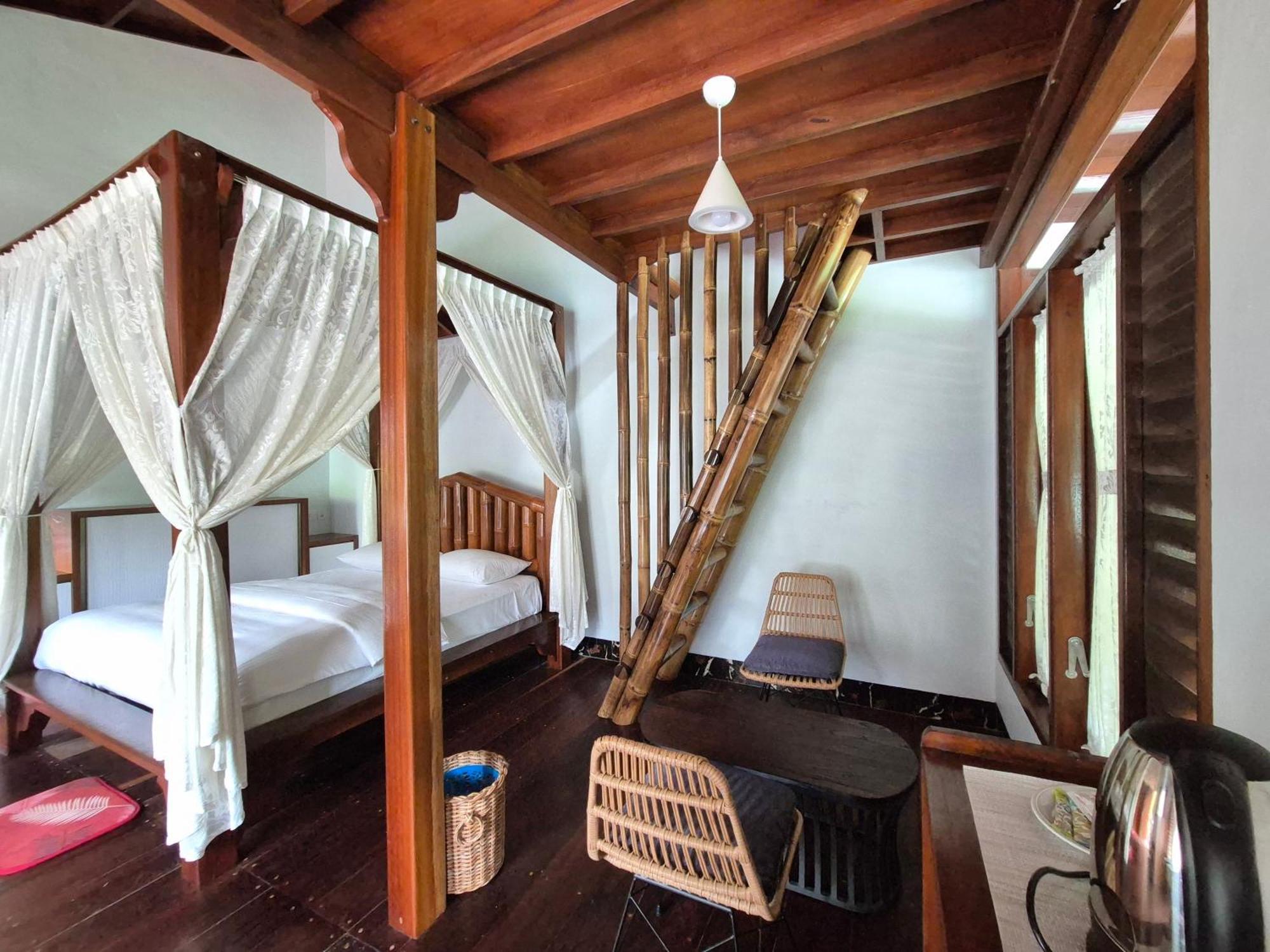 Sam'S Bungalows And Treks Bukit Lawang Kültér fotó