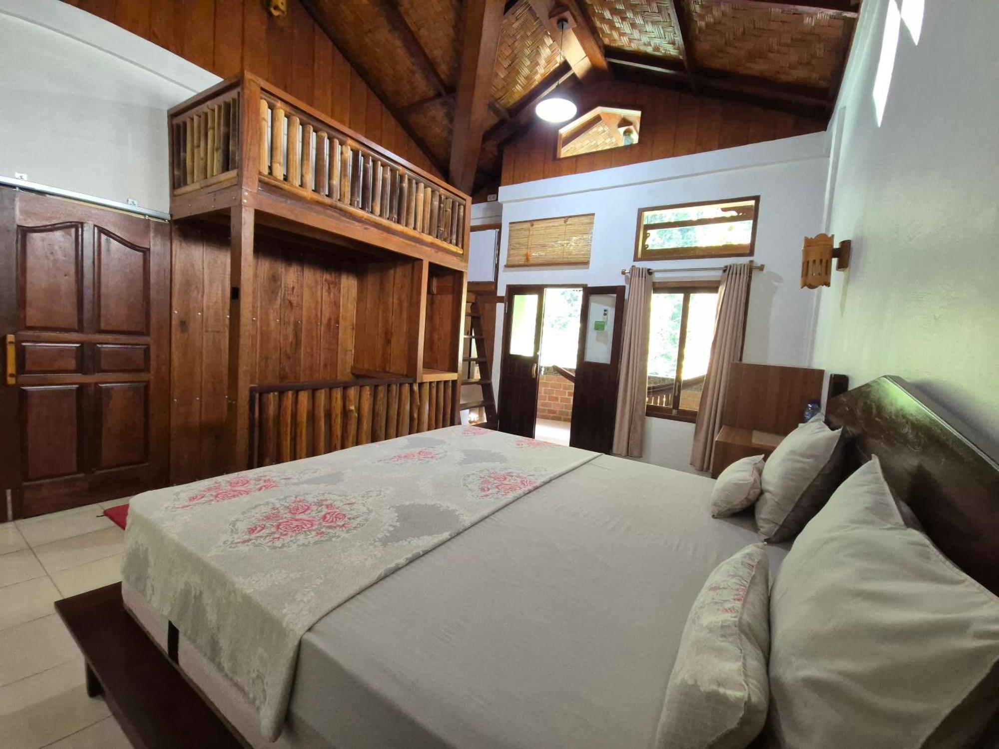Sam'S Bungalows And Treks Bukit Lawang Kültér fotó