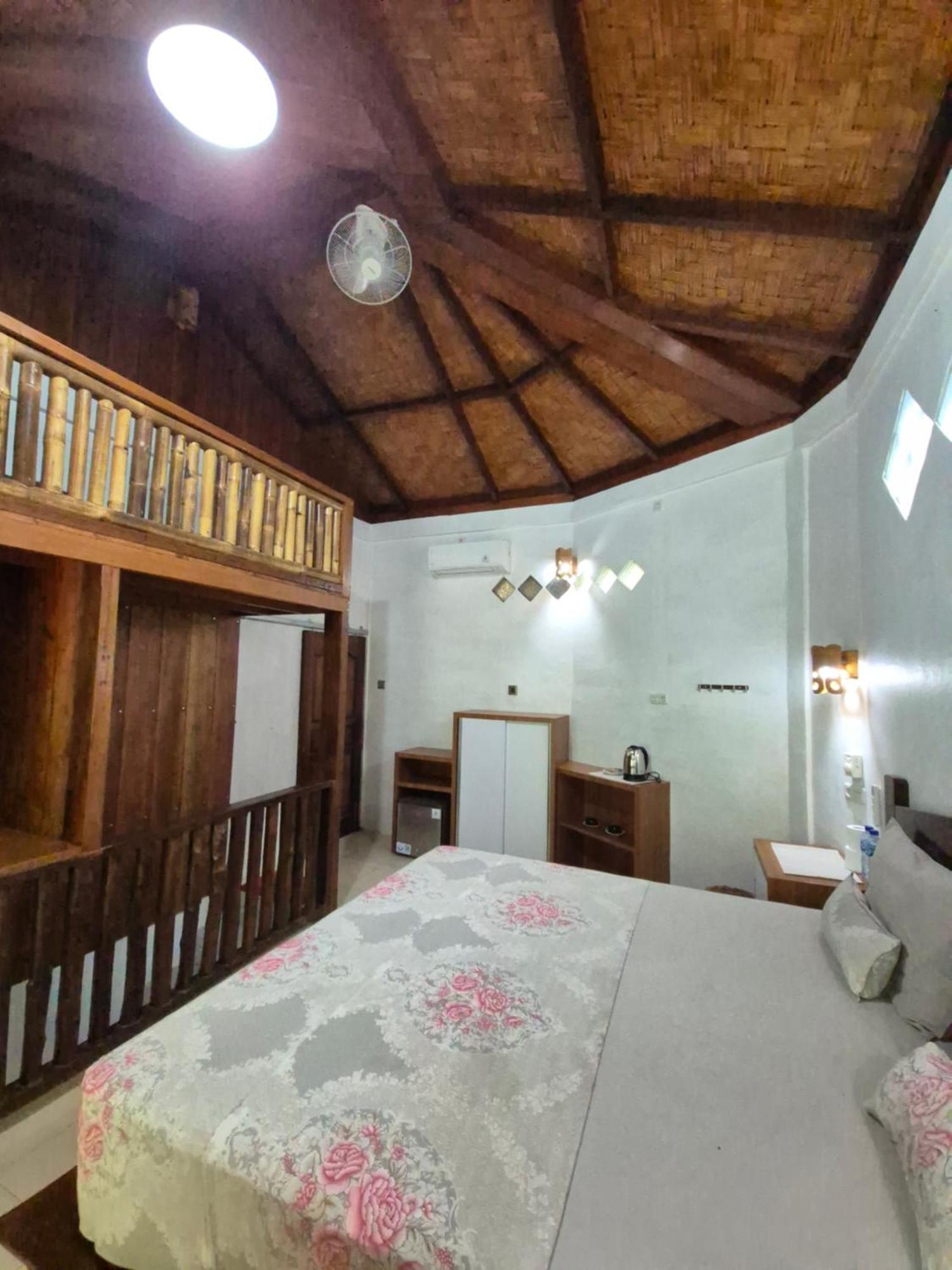Sam'S Bungalows And Treks Bukit Lawang Kültér fotó